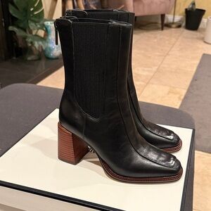 Steve Madden Downtown Black Leather Ankle Boots